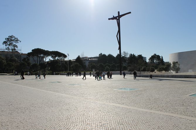 Discover Fátima: Private Pilgrimage Tour From Lisbon - Flexible Booking and Cancellation