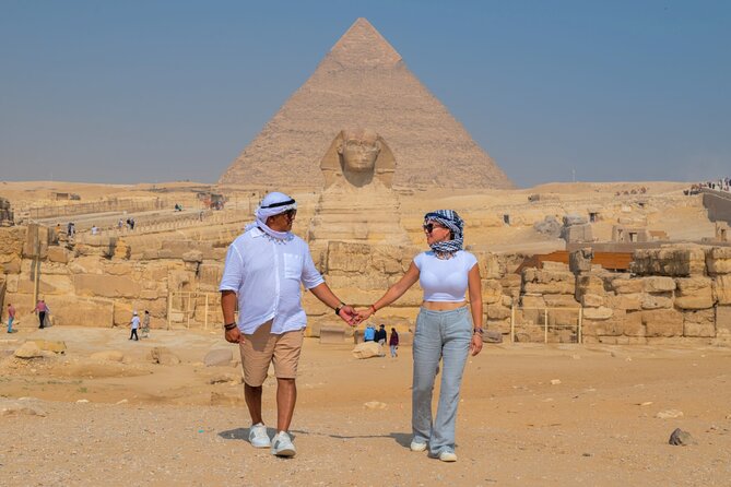 Discover The Secrets of Giza Pyramids and the Sphinx - Exploring the Giza Pyramids