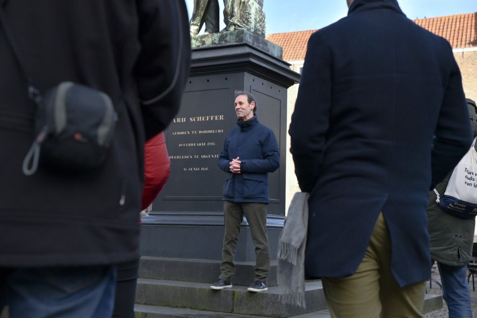 Dordrecht: Dark History Tour - Exploring Dordrechts Dark Past