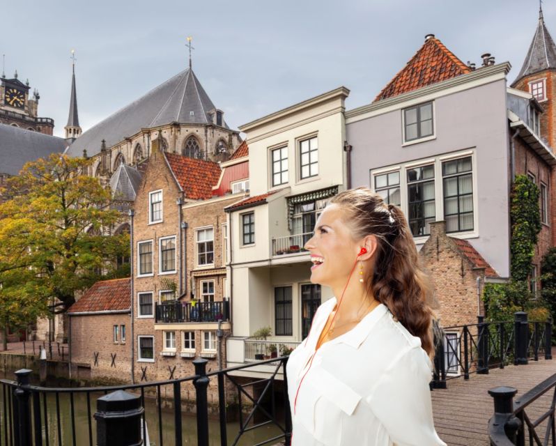 Dordrecht: Walking Tour With Audio Guide on App - Languages and Narration