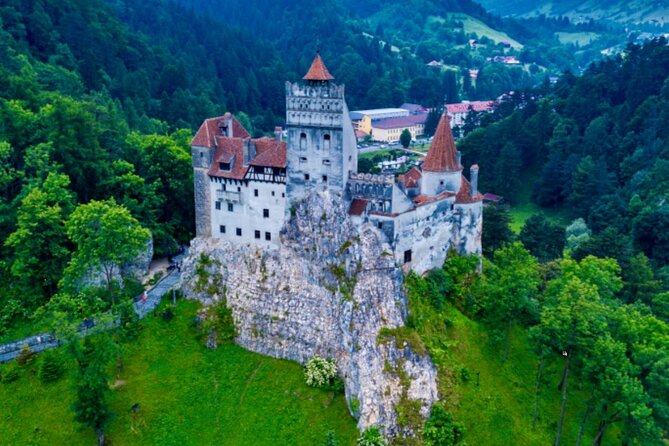 Dracula Castle Private Tour With Brasov City and Peles Castle - Brasov Old Town Walking Tour