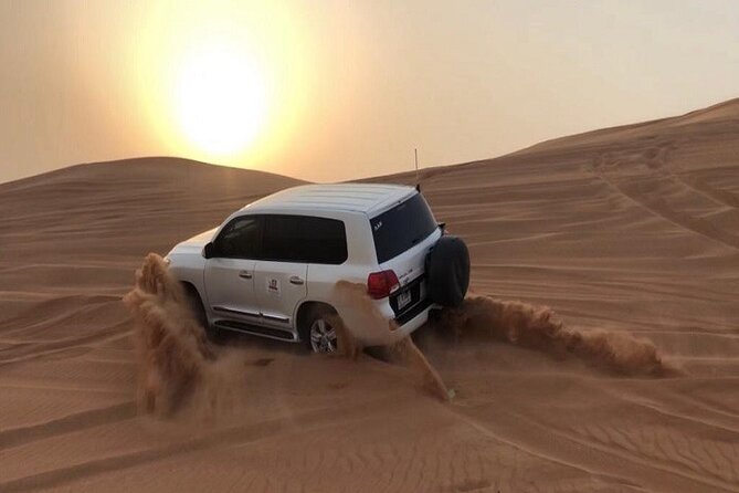 Dubai Desert 4x4 Safari With Camp Activities & BBQ Dinner - Key Points