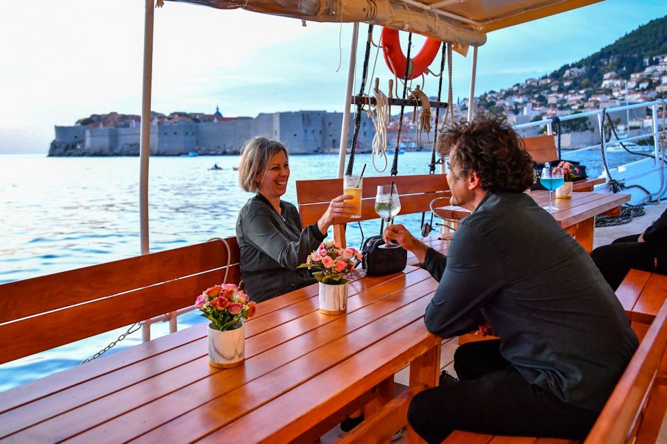 Dubrovnik: Sunset Dinner Cruise Around the Old Town - Customer Reviews