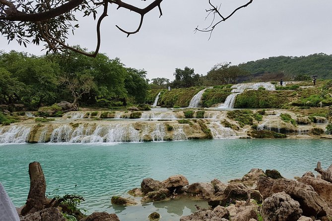 East & West Salalah Combination Tour - Darbat Waterfall, Mughsail - Taqa Castle and Beaches