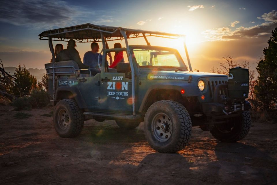 East Zion: Top of the World Sunset Jeep Tour - Comfort and Refreshments Included