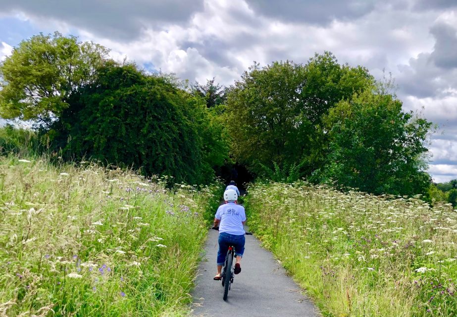 Edinburgh: Cycle Tour to the Coast (Family Friendly) - Arthurs Seat