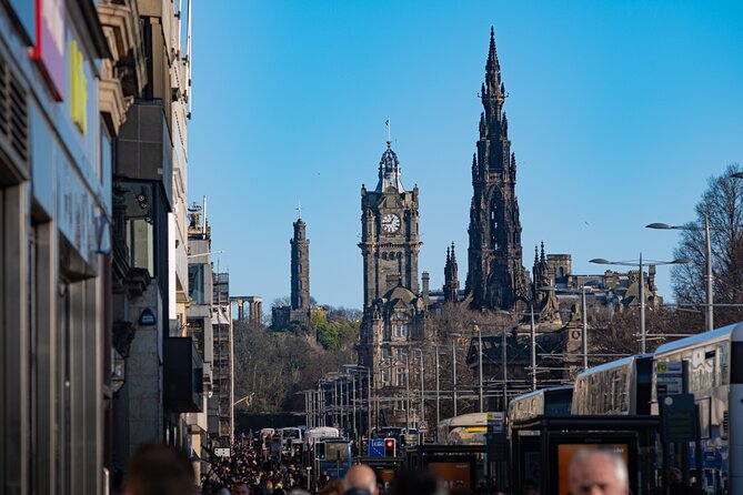 Edinburgh Old Town: Historical Guided Walking Tour in English - Accessibility and Transportation