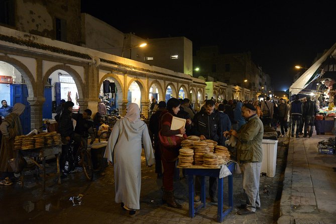 Essaouira Guided Tour: 3 on 1 - Nightlife Tour, Live Like a Local & Street Food - Nightlife Tour