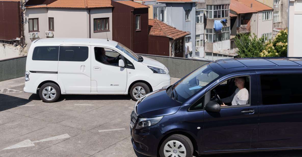 Exclusive Private Transfer Porto - Porto Airport - Vehicle Specifications