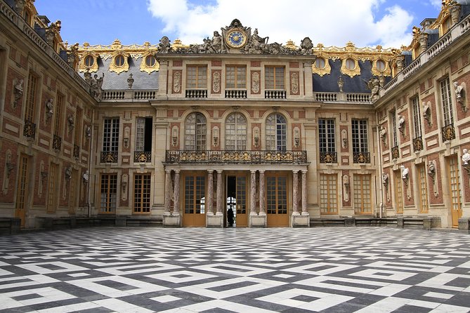 Excursion to Versailles by Train With Entrance to the Palace and Gardens - Versailles Gardens Experience