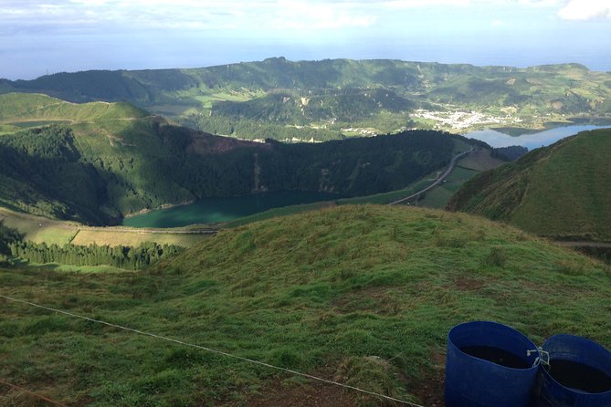 Explore Different Trails at Sete Cidades Volcano on Half-Day Tour 4x4 Jeep - Otherworldly Lake Views