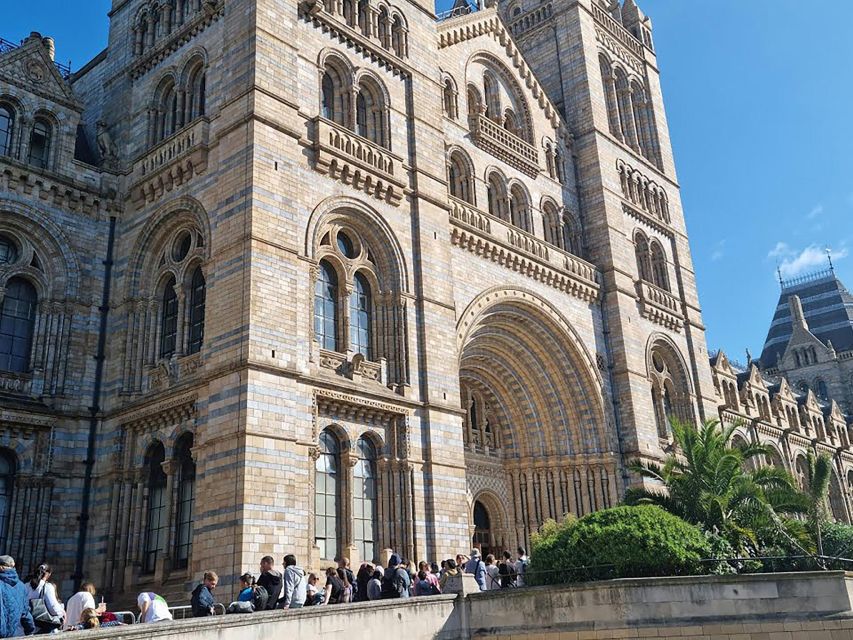 Exploring Londons Natural Marvels: Museum Adventure - Museum Location and Start Point