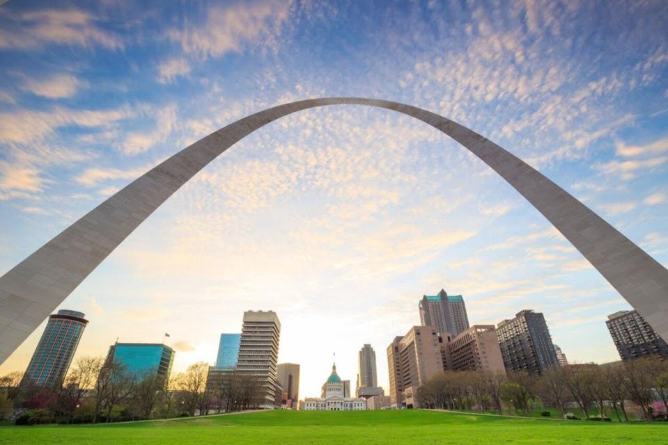 Exploring St. Louis With the Family Walking Tour - Basilica of Saint Louis, King of France