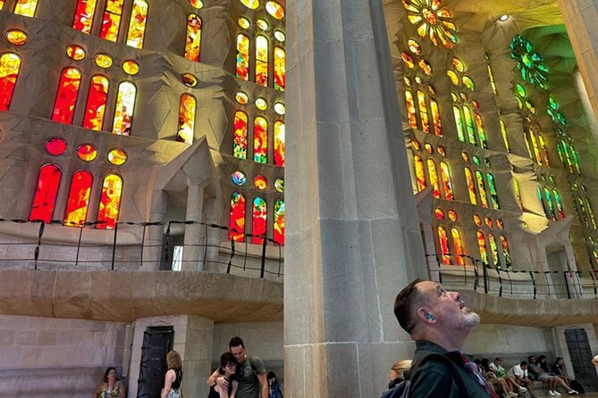 Fast Track: Sagrada Familia Guided Tour - Meeting Point and Directions