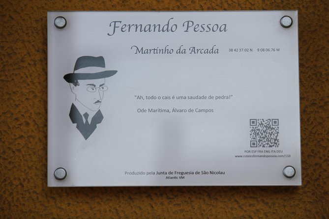 Fernando Pessoa Lisbon Walking Tour - Meeting and End Points