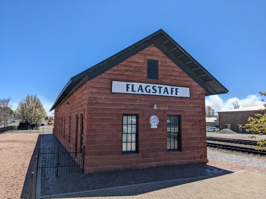 Flagstaff: Self-Guided Scavenger Hunt Walking Tour - What to Bring