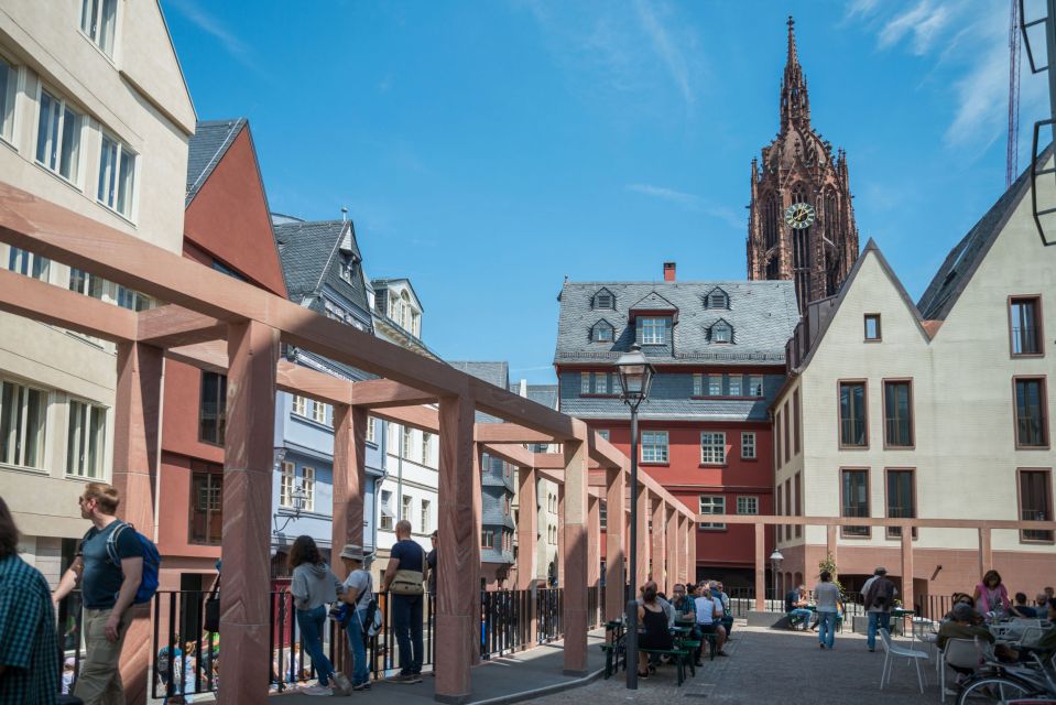 Frankfurt: Highlights and New Old Town English-Language Tour - Booking Options