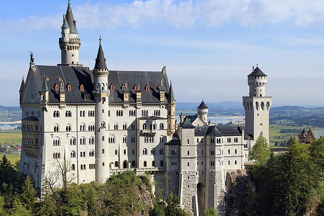 Frankfurt Super Saver: Neuschwanstein Castle and Rothenburg Day Trip - Pickup and Departure Information