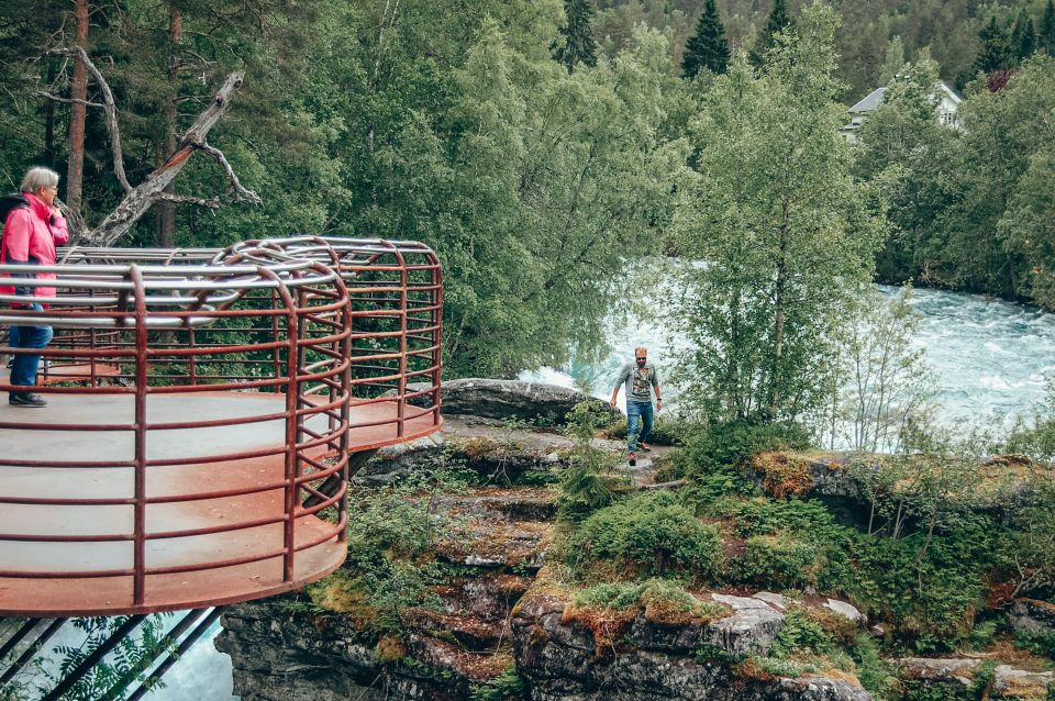 From Ålesund: Trollstigen Sightseeing Village & Fjord Tour - Gubrandsjuvet Ravine