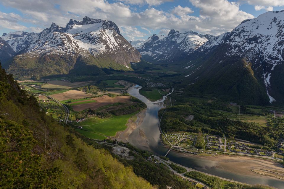 From Åndalsnes: Roundtrip Gondola Tickets - Panoramic Views