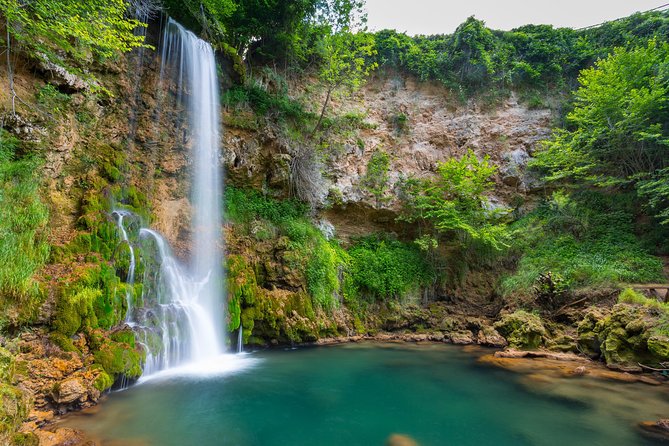 From Belgrade: Resava Cave, Manasija Monastery & Lisine Waterfall - Temperature in Resava Cave