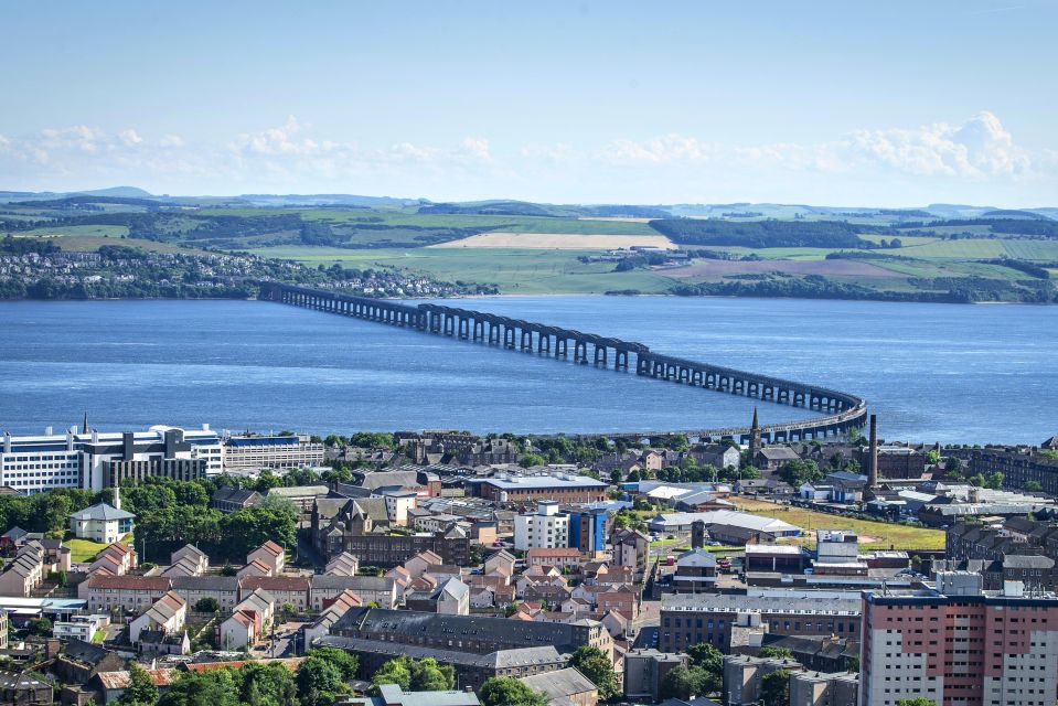 From Glasgow: St Andrews & the Kingdom of Fife Full-Day Tour - Viewing the Forth Bridges