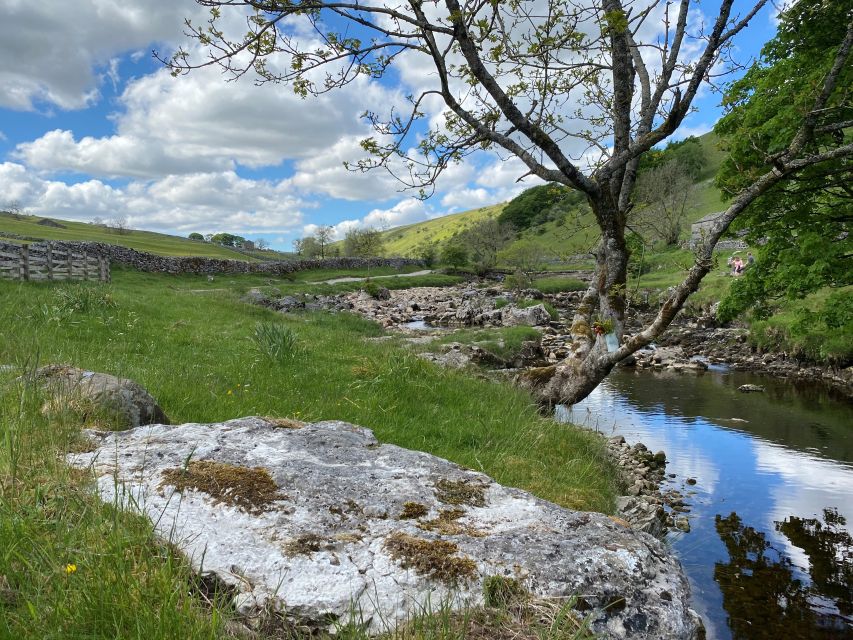 From Lake District: Full-Day Yorkshire Dales Tour - Exploring Yorkshire Dales