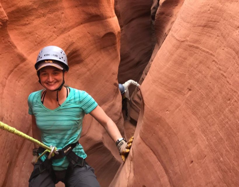 From Moab or Hanksville: North Wash Slot Canyon Experience - Exploring Off-Beaten Paths