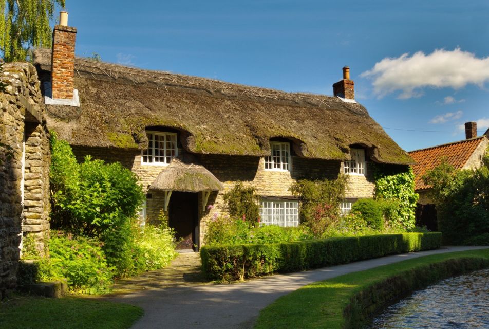 From Oxford: Cotswolds Towns and Villages Small Group Tour - Transportation and Guide