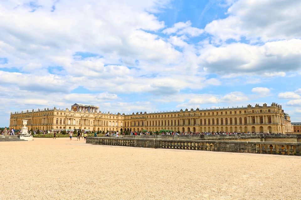 From Paris: Versailles Guided Tour With Skip-The-Line Ticket - Accessing Versailles