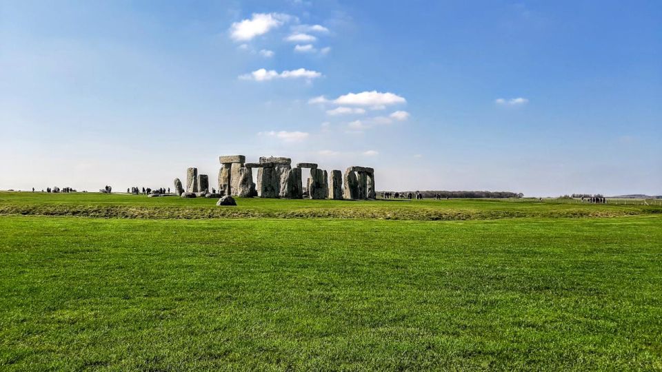 From Stratford-on-Avon/Moreton-in-Marsh: Bath & Stonehenge - Tour Duration