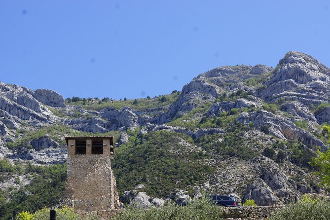 From Tirana: Kruja Castle, the Old Bazaar and Sarisalltik - Visiting the Ethnographic Museum