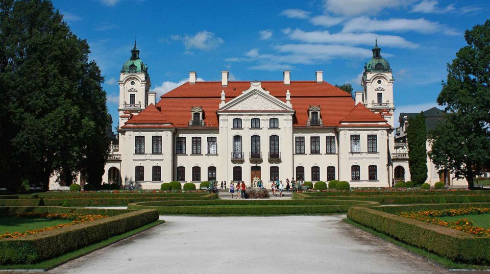 From Warsaw: Kazimierz Dolny, Lublin, Majdanek & Kozlowka - Discovering Kazimierz Dolny