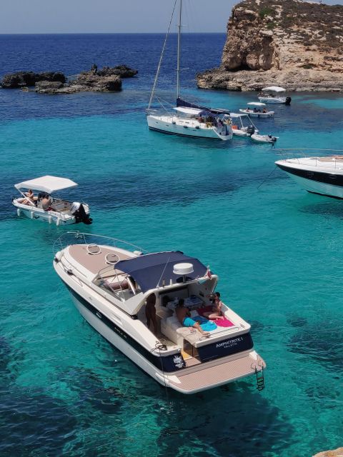 Full Day Private Boat Charter in Malta & Comino - On-board Amenities