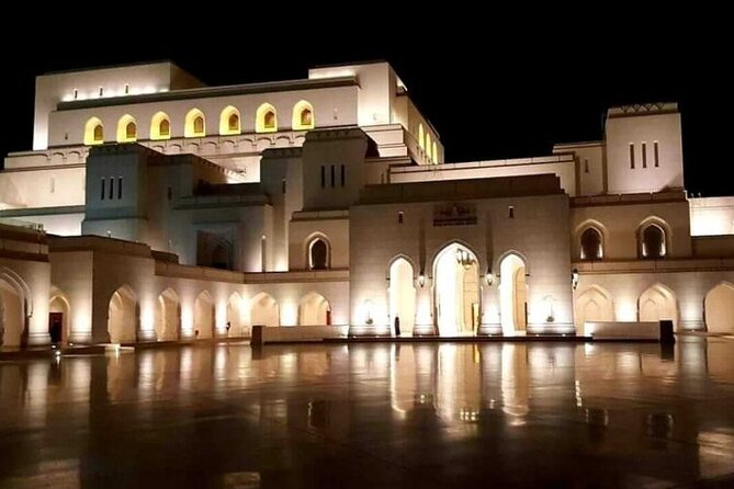 Full Day Private Muscat City Tour - Lunch and Dining