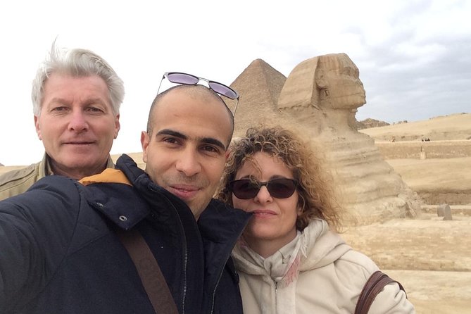 Full Day Tour Giza Pyramids, Sphinx, Egyptian Museum and Khan El Khalili Bazaar - Accessibility