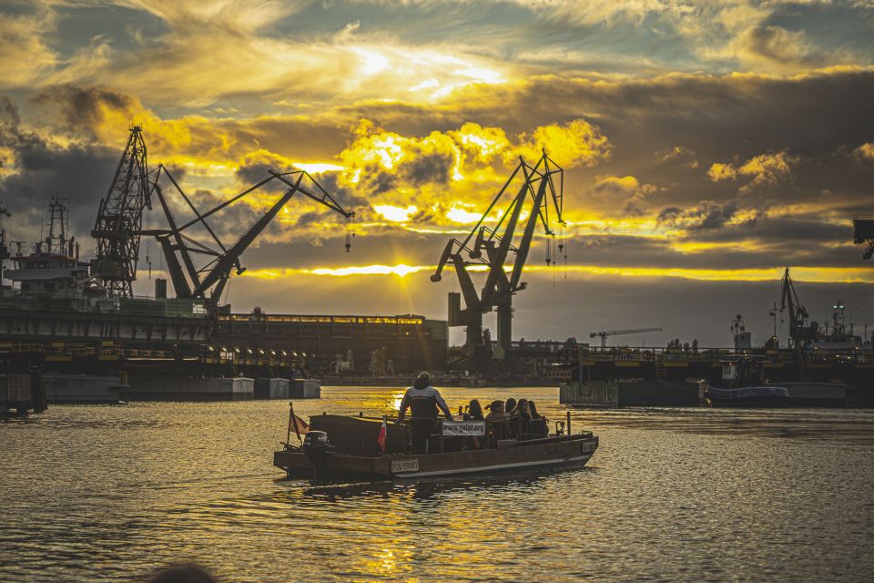 Gdańsk: Sunset Cruise on a Historic Polish Boat - Amenities and Accessibility