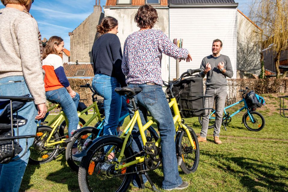 Ghent: Private Guided Bike Tour - Meeting Point and Availability