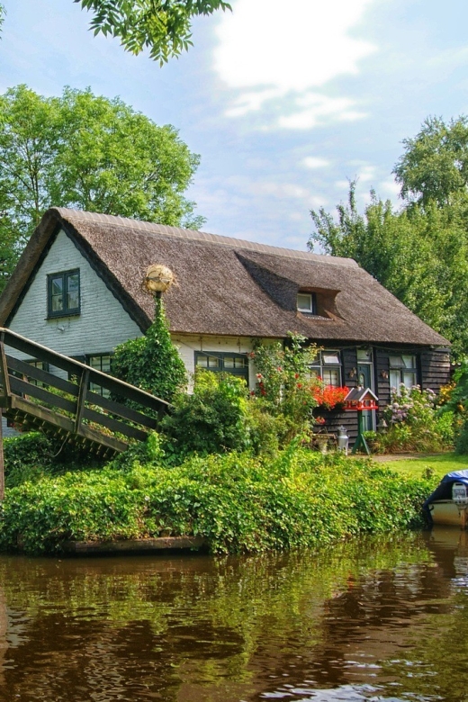 Giethoorn: Private Day Trip With Boat Tour From Amsterdam - Customizable Itineraries and Flexible Options