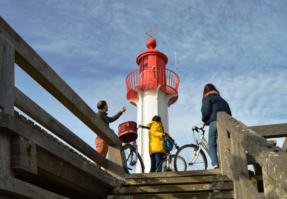 Guided Bike Tour of Deauville & Trouville in ENGLISH - Casinos and Racetrack