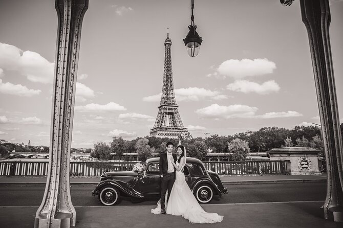 Guided Tour of Paris in Citroën Traction Avant or DS 21 - Pricing and Availability