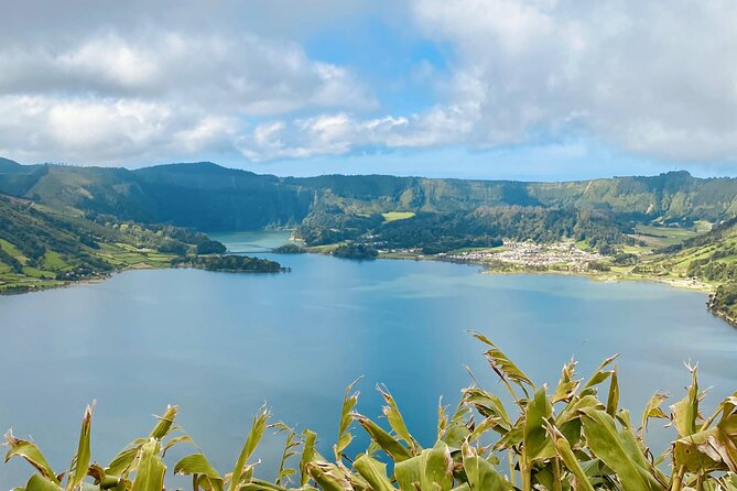 Half-Day Jeep Tour From Ponta Delgada to Sete Cidades - Meeting and Pickup Information