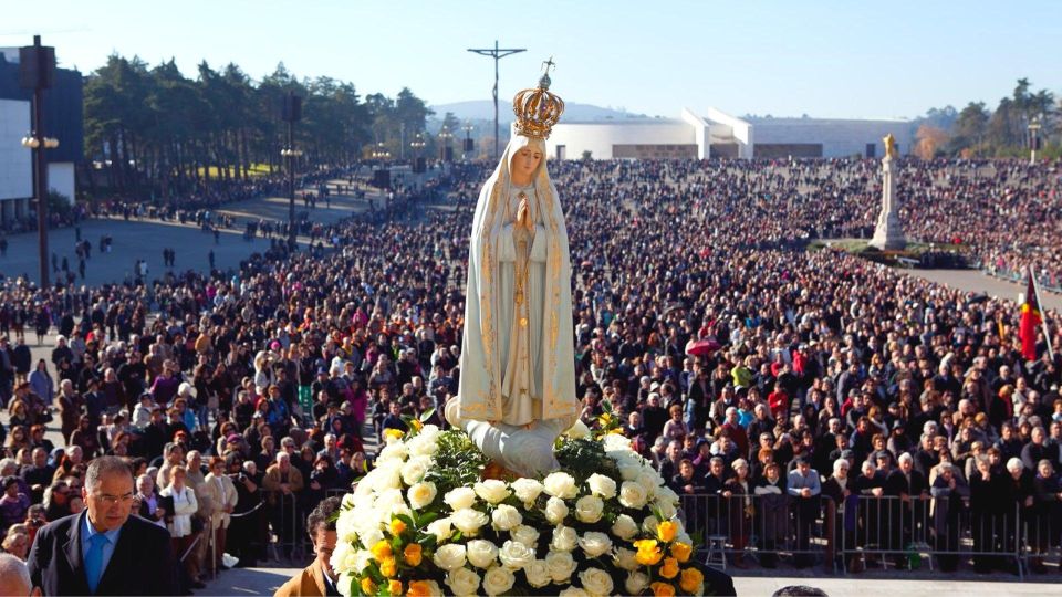 Half-Day Tour From Lisbon to Fátima (4 Hours) - Largest Devotee Demonstrations