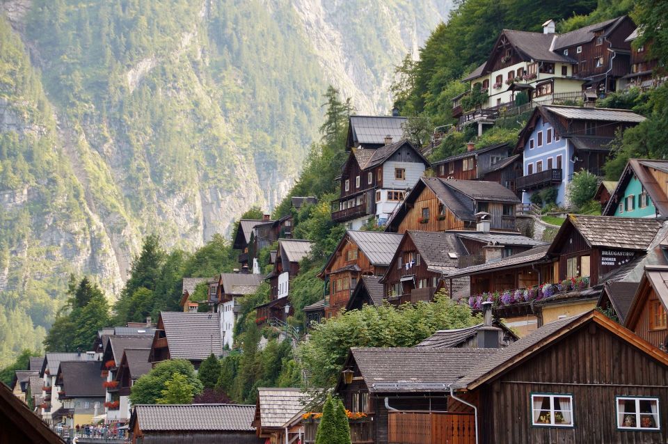 Hallstatt Private Walk Tour - Hallstatts Enchanting Enclave