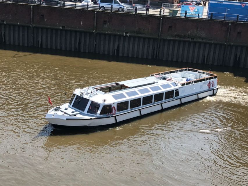 Hamburg: Harbor Cruise - Getting to the Departure Point