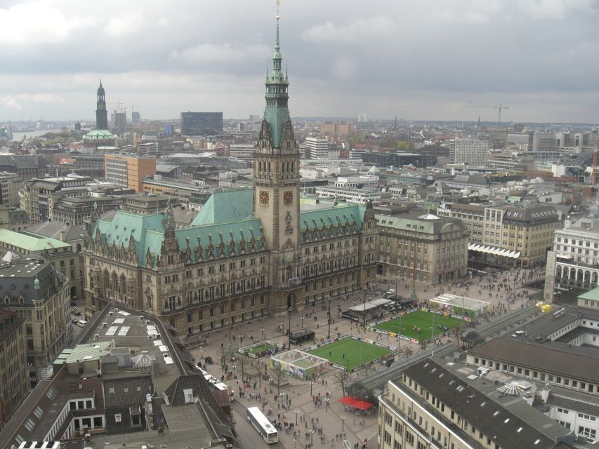 Hamburg: Private - Town Hall, Speicherstadt, Elbphilharmonie - St Nikolai Memorial: WWII Legacy