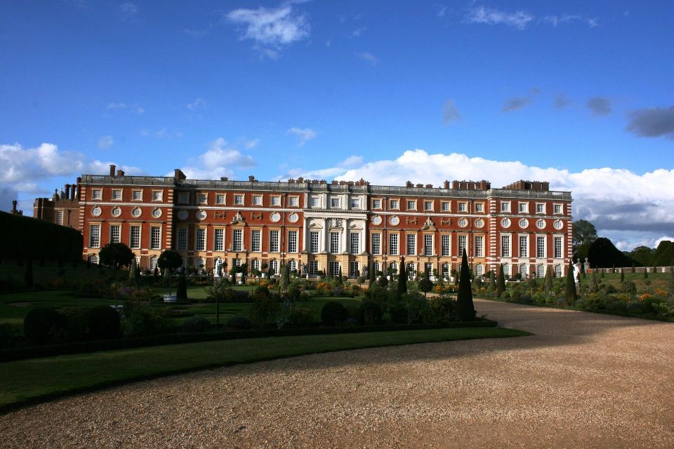 Hampton Court Palace Private Tour With Fast Track Pass - Henry VIIIs Apartments