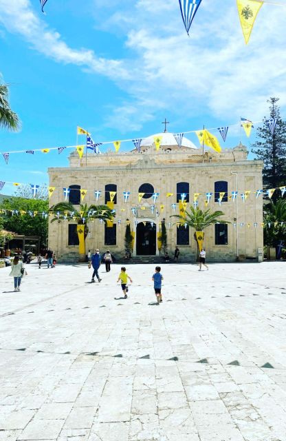 Herakleion City Center Walking Tour - Culinary Experience