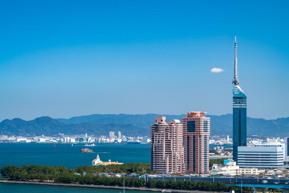 Historic Fukuoka: Castles, Shrines & Canal City Walk - Discovering Fukuokas History