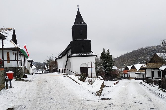 Hollókő UNESCO World Heritage Site + Eger Castle Private Guided Tour - Reviews and Feedback